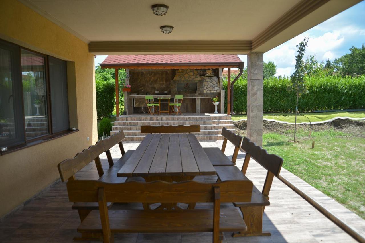 Guest House Erida Trastenik Экстерьер фото